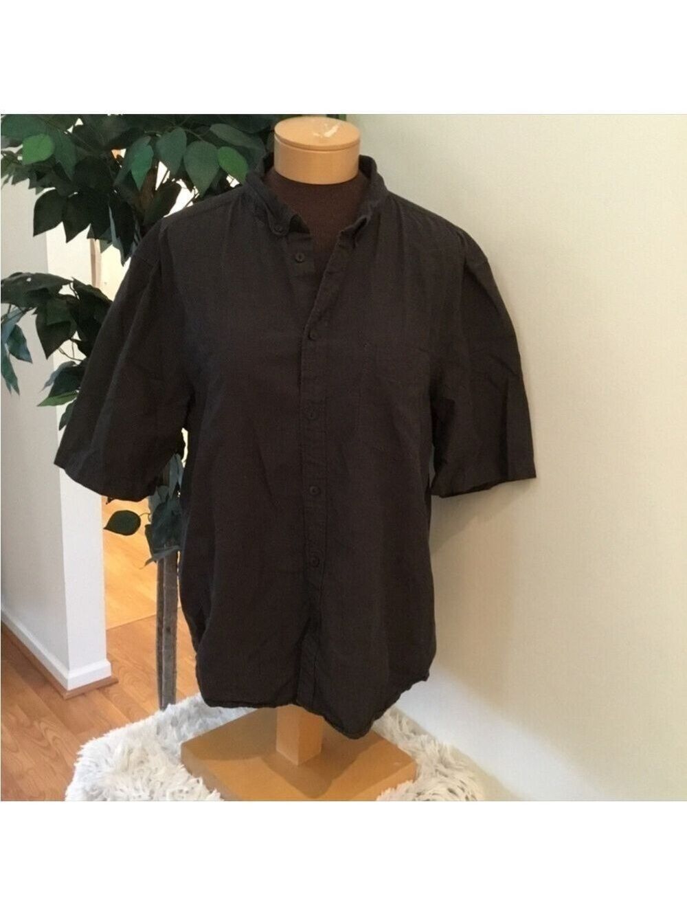 H&m XL soft black short sleeve top not sure if its a mens or womans